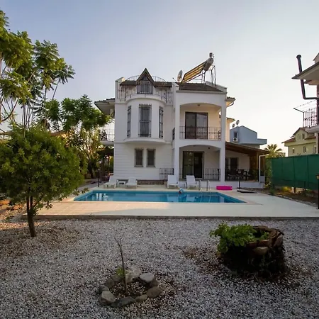 Fethiye White Garden Villa